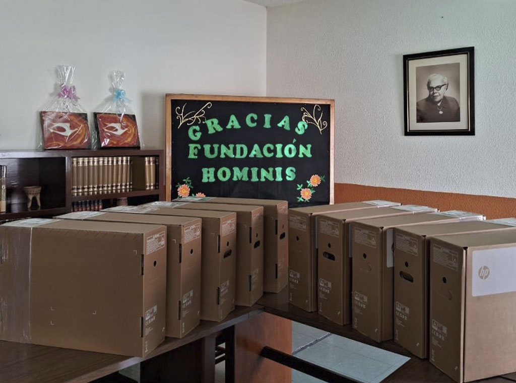 Renovación equipo de cómputo Colegio Ana María Gómez Campos A.C.
